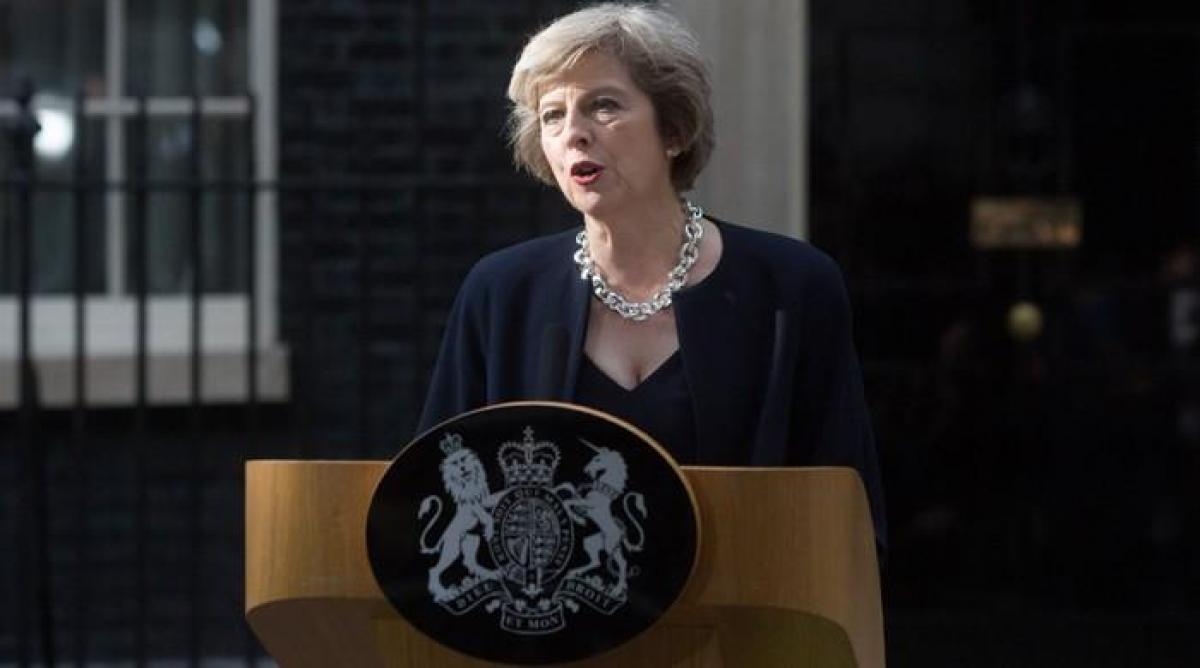 British PM Theresa May: India, Pak need to sort out Kashmir issue